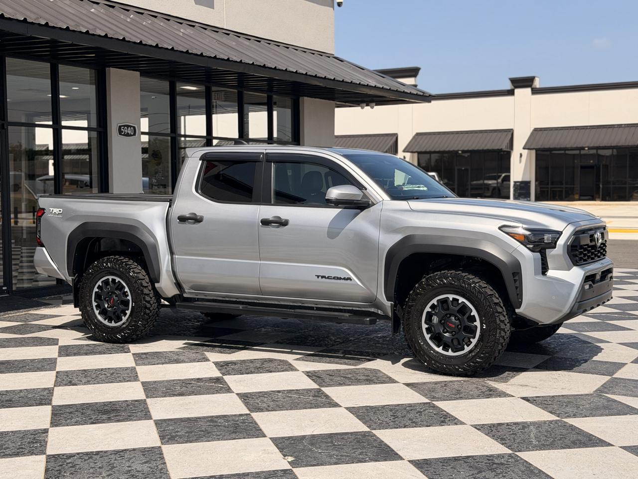 Toyota Tacoma TRD Offroad Dbl Cab 4WD at 2024