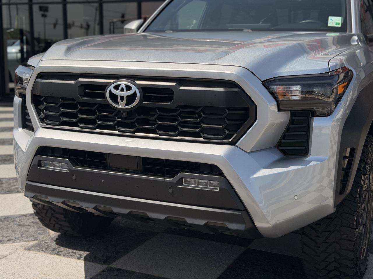 Toyota Tacoma TRD Offroad Dbl Cab 4WD at 2024