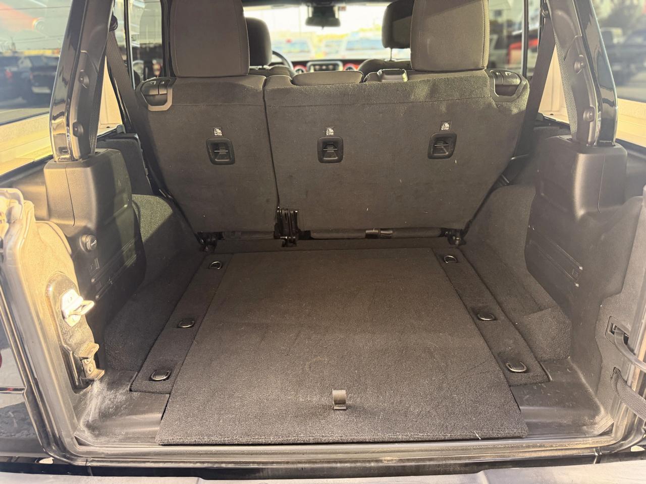 Jeep Wrangler Unlimited Rubicon 2021