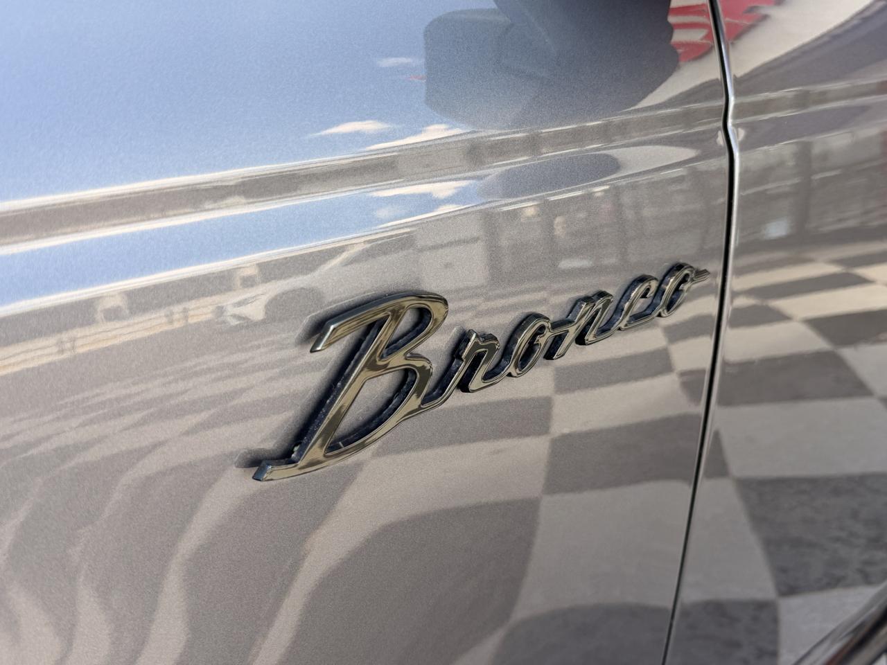 Ford Bronco Base 4 Door 4x4 2021