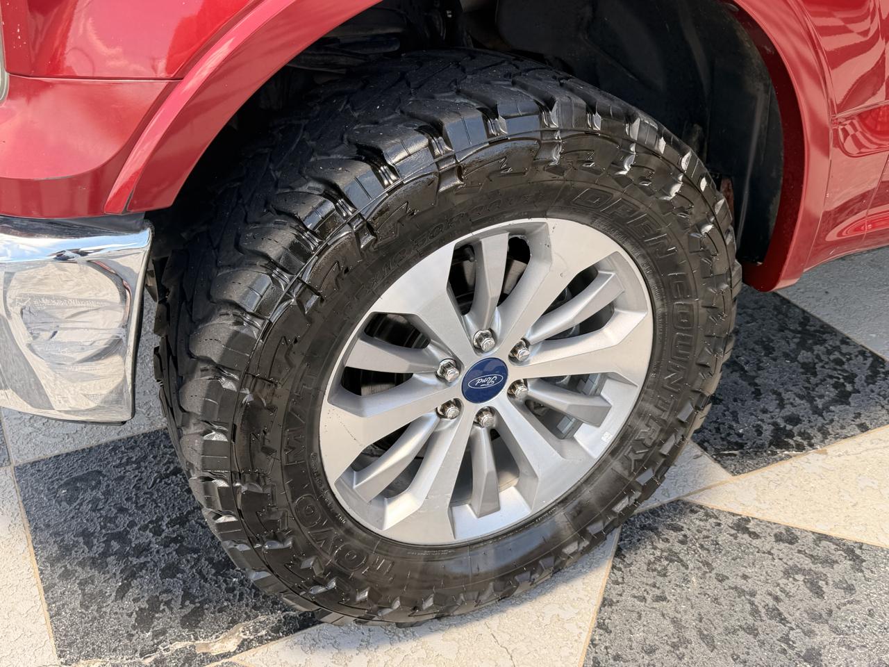 Ford F-150 Lariat 4WD SuperCrew 5.5' Box 2015