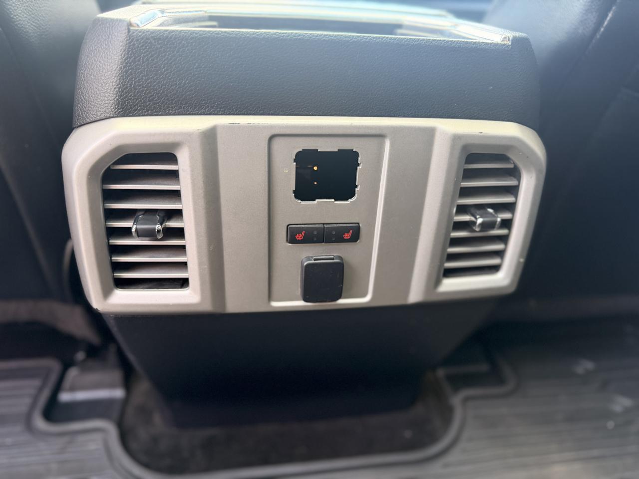 Ford F-150 Lariat 4WD SuperCrew 5.5' Box 2015