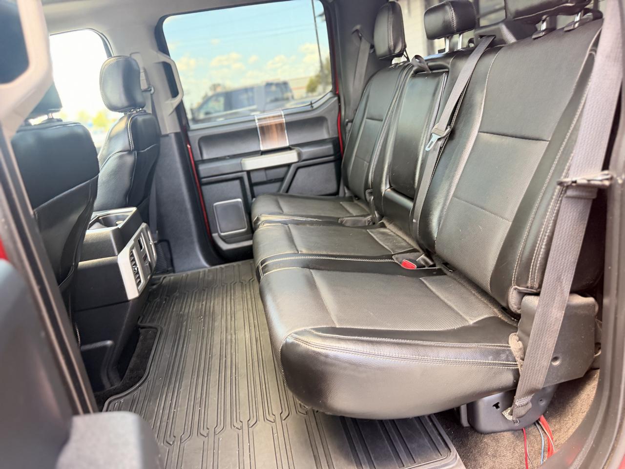 Ford F-150 Lariat 4WD SuperCrew 5.5' Box 2015