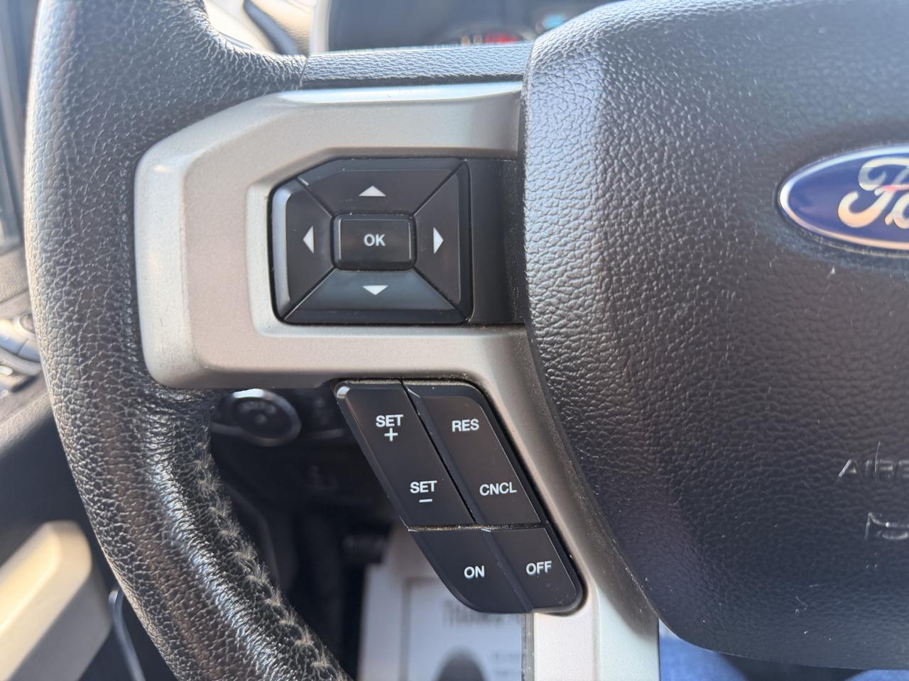 Ford F-150 Lariat 4WD SuperCrew 5.5' Box 2015