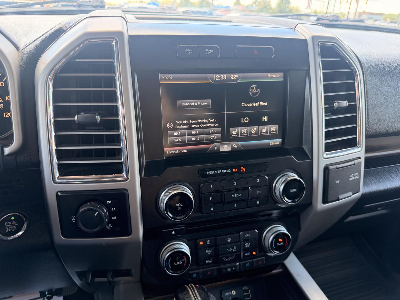 Ford F-150 Lariat 4WD SuperCrew 5.5' Box 2015
