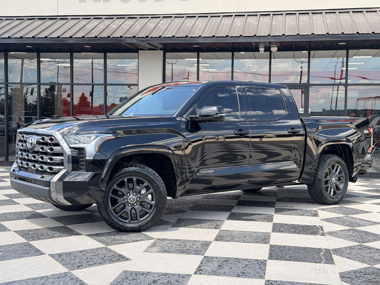 Toyota Tundra Platinum CrewMax 4WD 2023