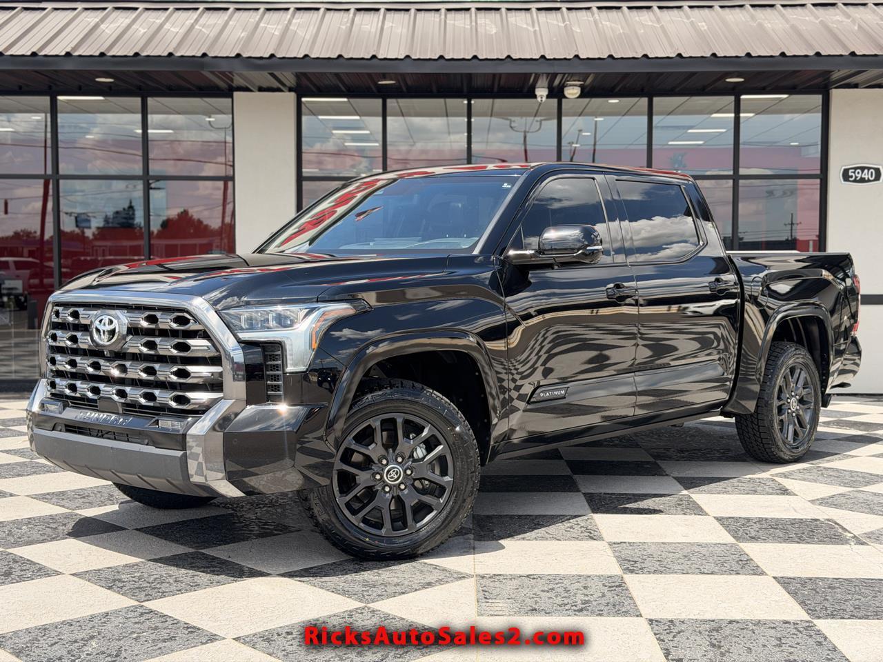 2023 Toyota Tundra Platinum CrewMax 4WD