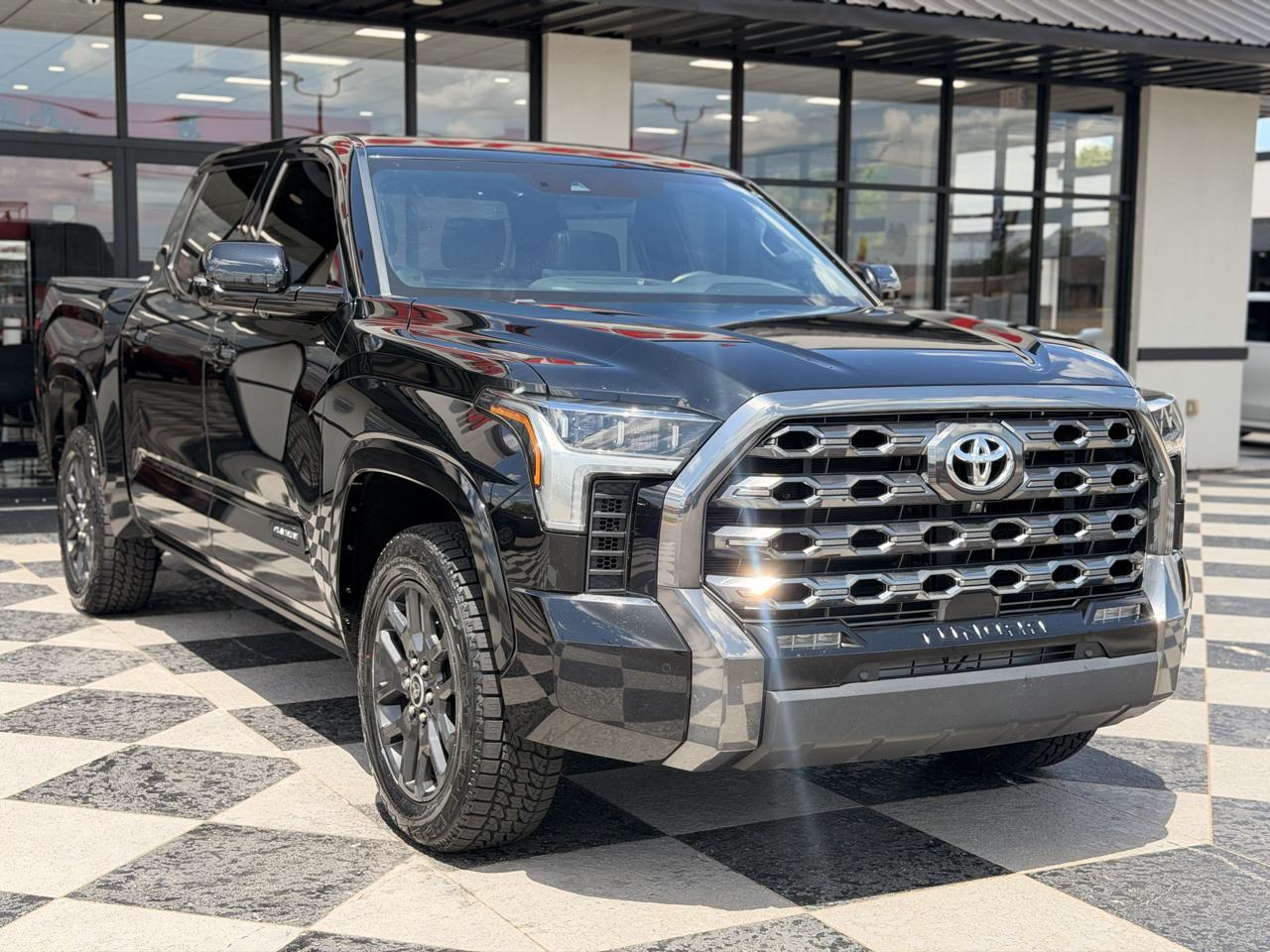 Toyota Tundra Platinum CrewMax 4WD 2023