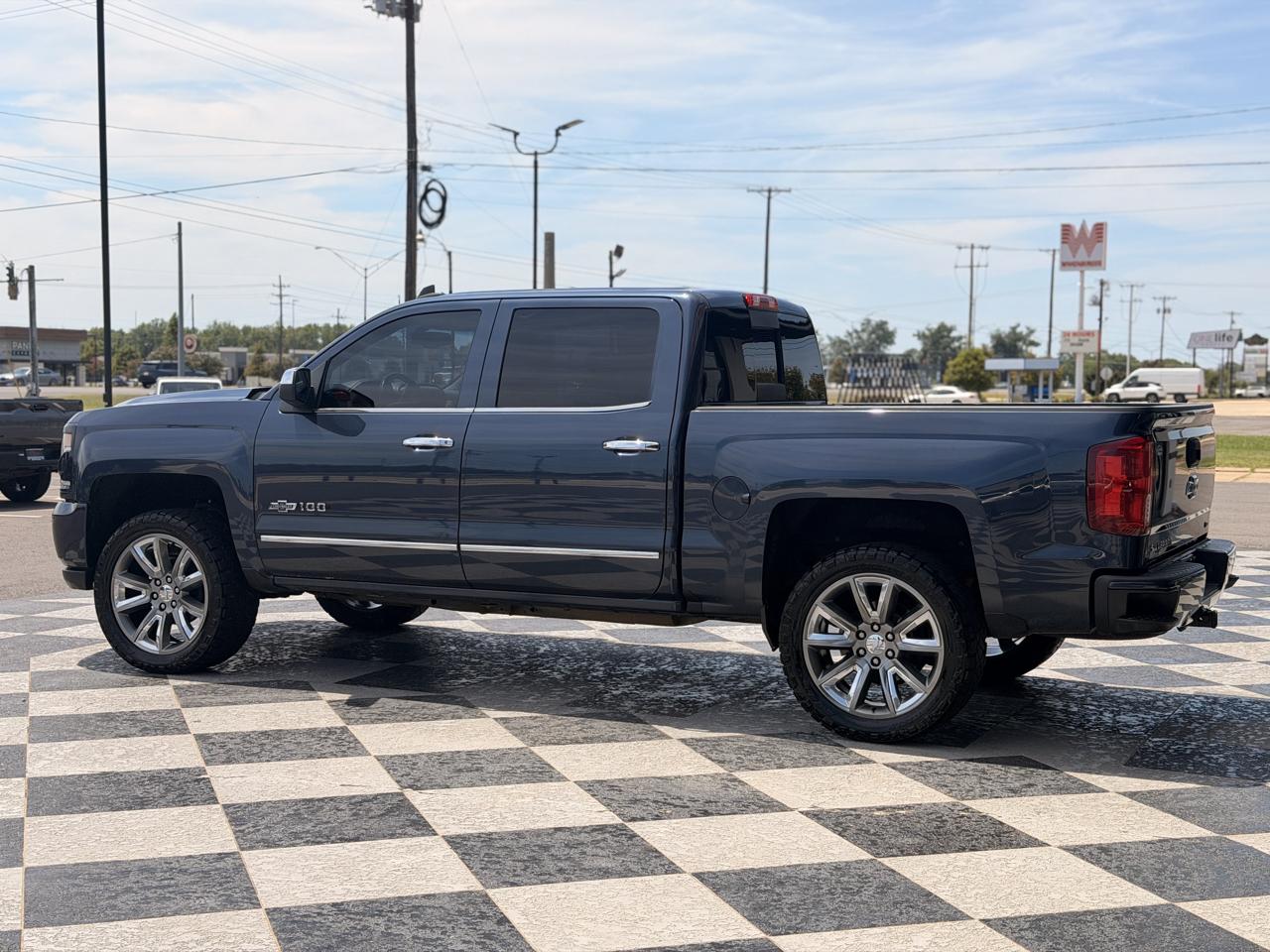 Chevrolet Silverado 1500 LTZ Crew Cab 4WD 2018