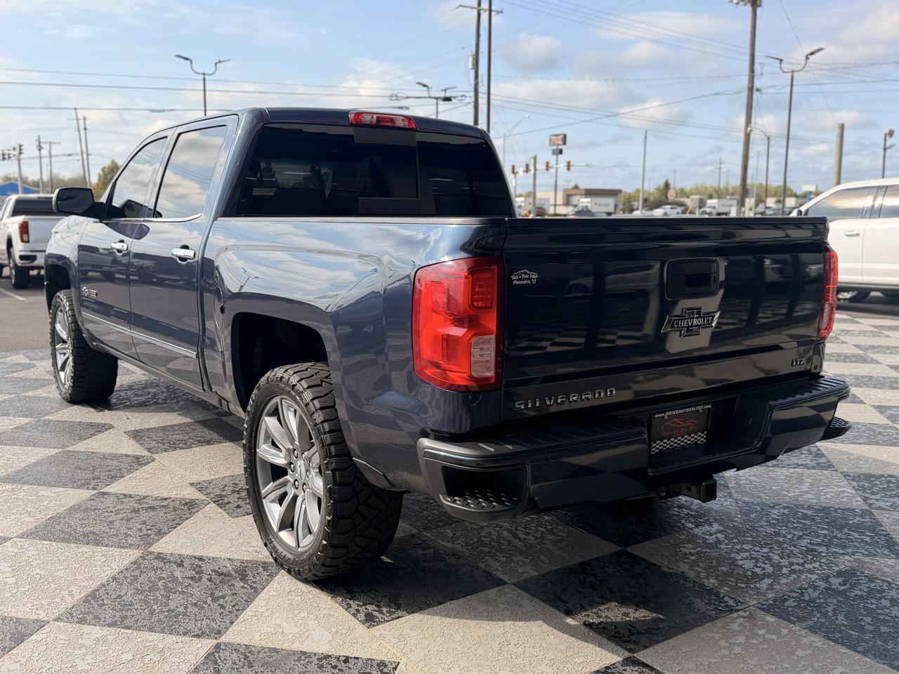 Chevrolet Silverado 1500 LTZ Crew Cab 4WD 2018