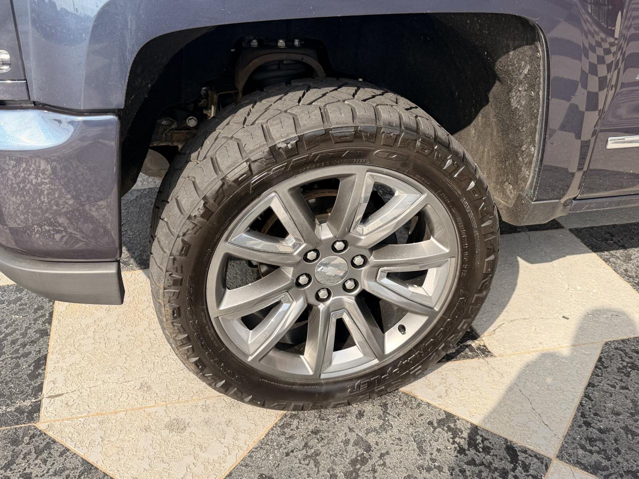 Chevrolet Silverado 1500 LTZ Crew Cab 4WD 2018