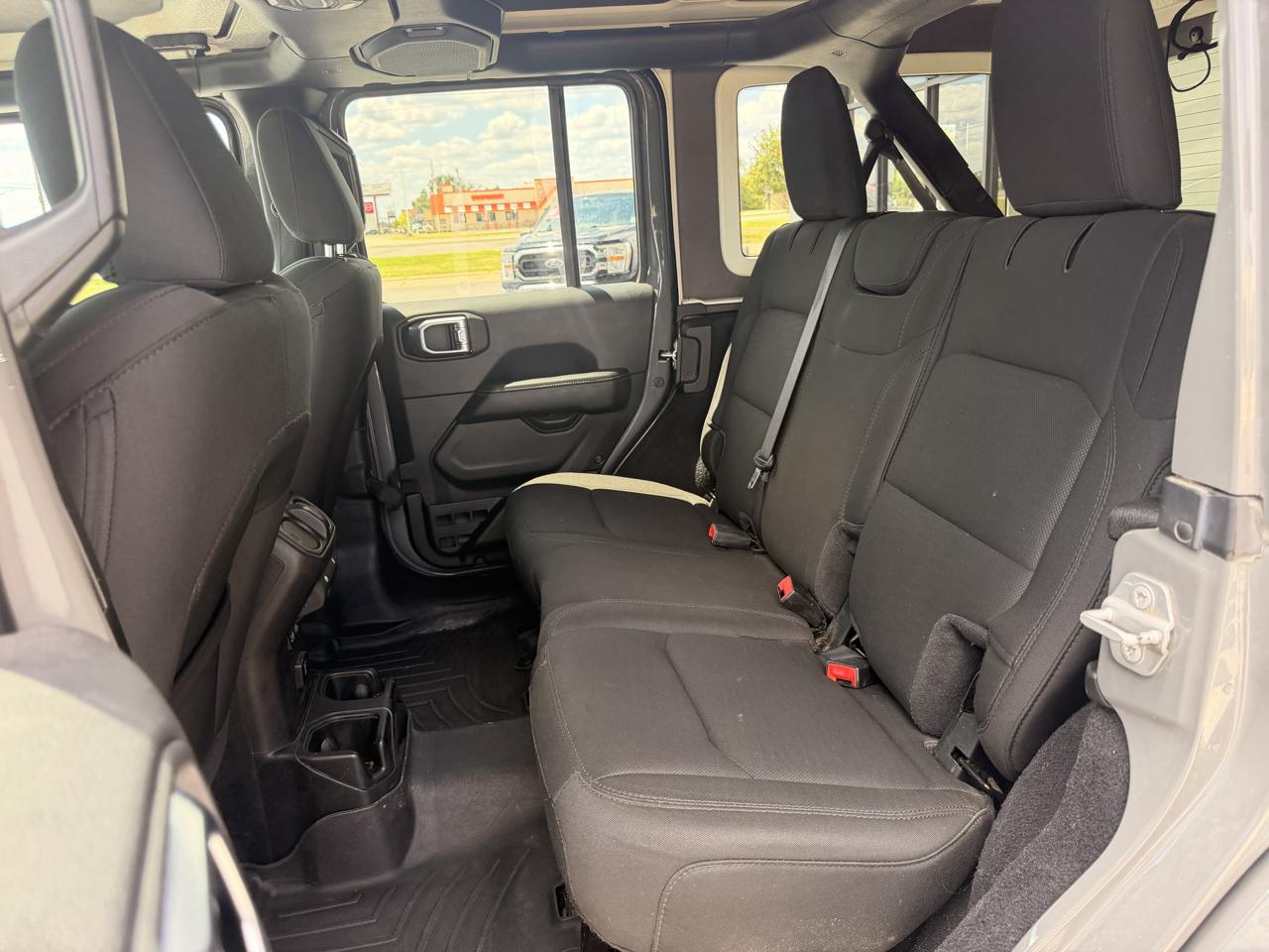 Jeep Wrangler Unlimited Sahara 4WD 2020