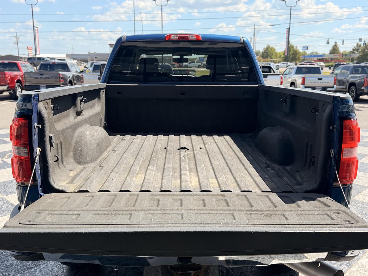GMC Sierra 2500HD SLT Crew Cab 4WD 2015