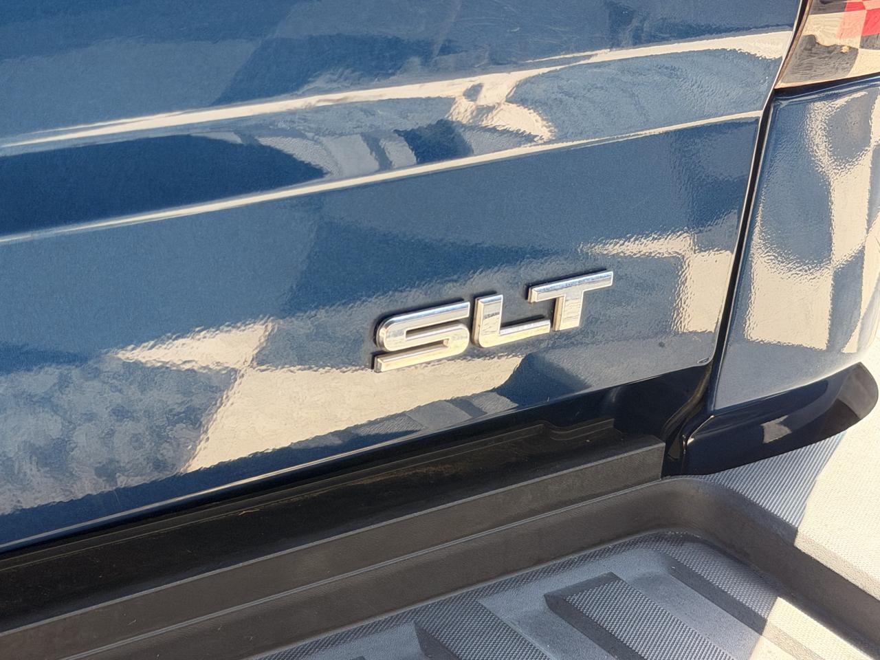 GMC Sierra 2500HD SLT Crew Cab 4WD 2015
