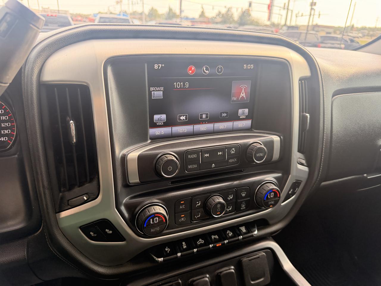 GMC Sierra 2500HD SLT Crew Cab 4WD 2015