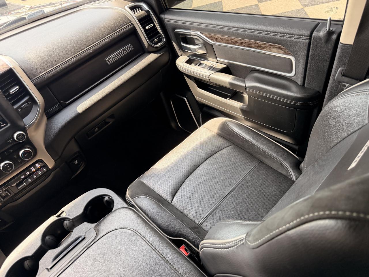 RAM 2500 Laramie Crew Cab SWB 4WD 2021