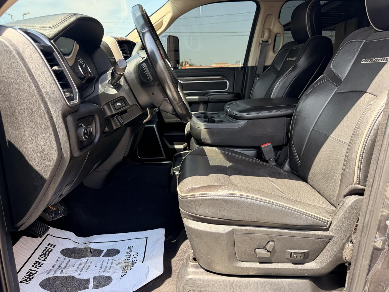 RAM 2500 Laramie Crew Cab SWB 4WD 2021