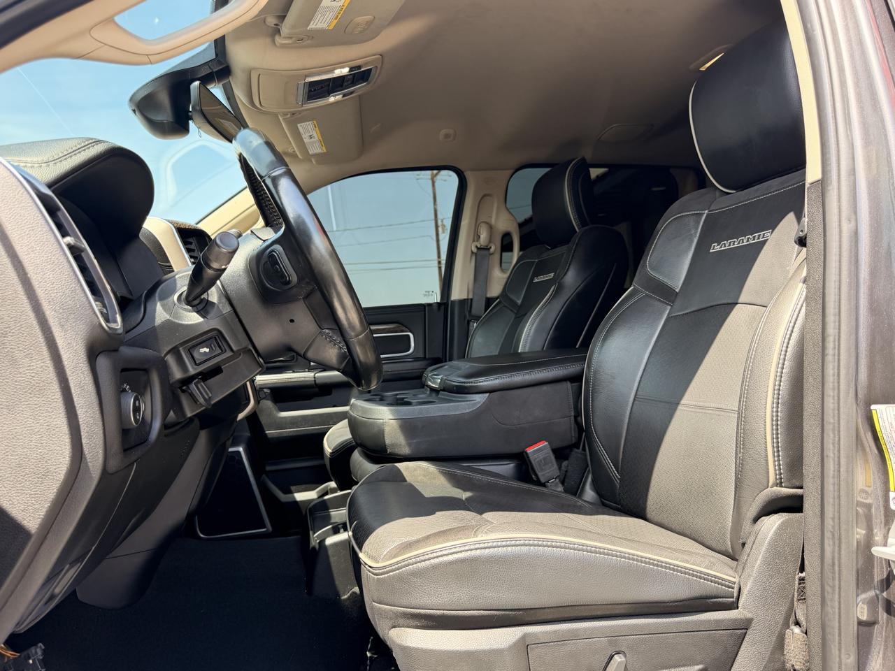 RAM 2500 Laramie Crew Cab SWB 4WD 2021
