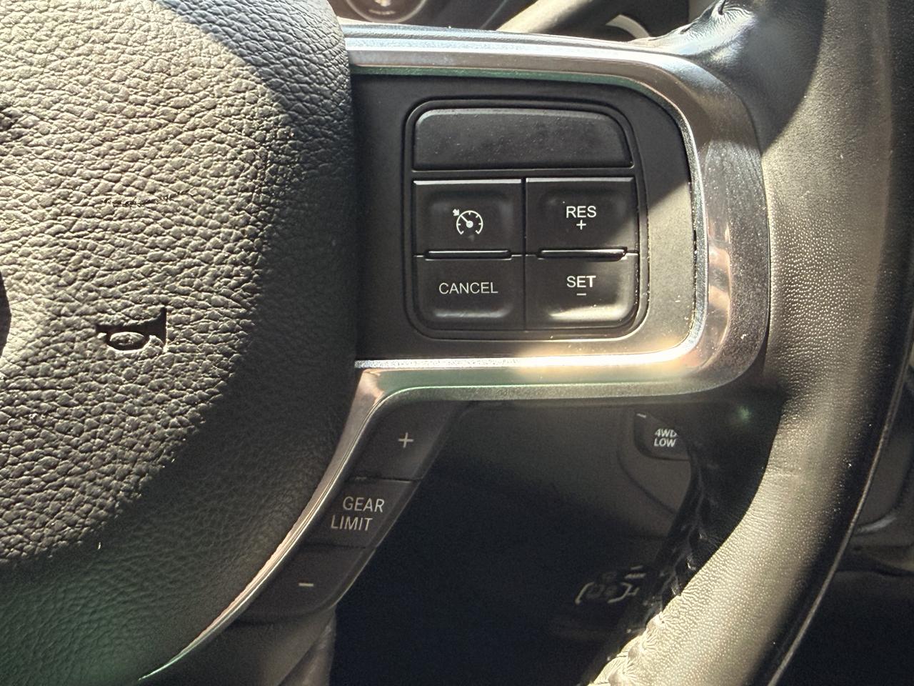 RAM 2500 Laramie Crew Cab SWB 4WD 2021