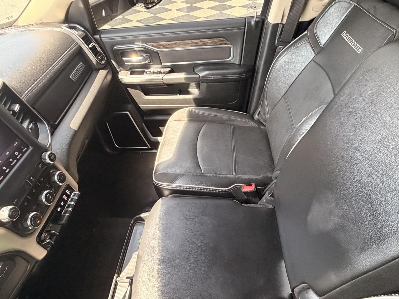 RAM 2500 Laramie Crew Cab SWB 4WD 2021
