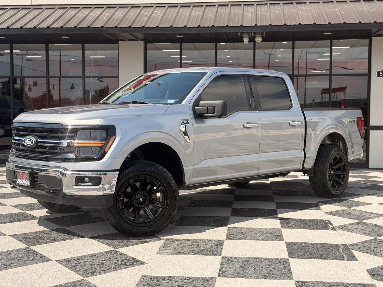 Ford F-150 XLT 4WD SuperCrew 5.5' Box 2024