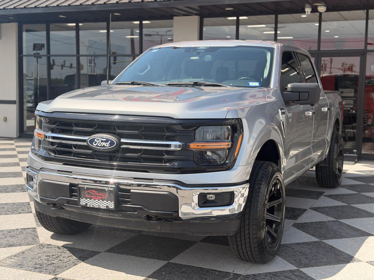 Ford F-150 XLT 4WD SuperCrew 5.5' Box 2024