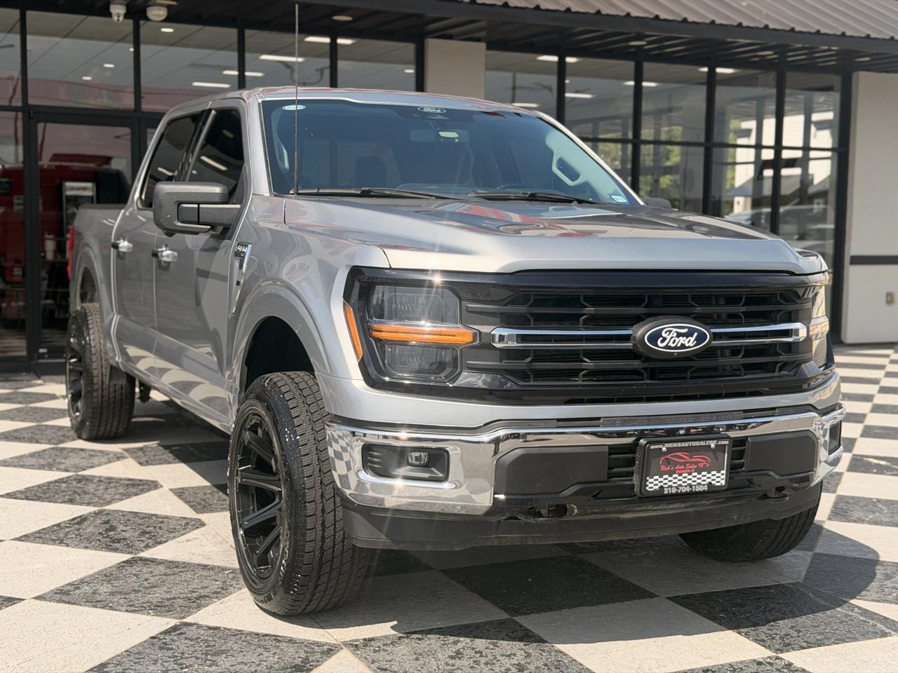 Ford F-150 XLT 4WD SuperCrew 5.5' Box 2024