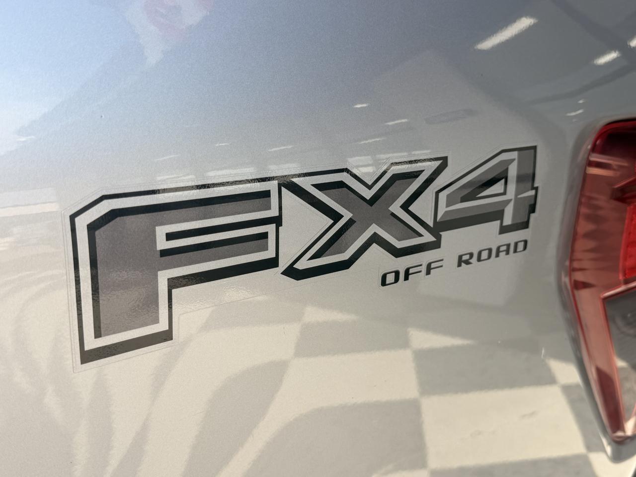 Ford F-150 XLT 4WD SuperCrew 5.5' Box 2024