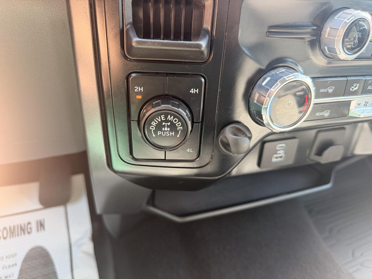 Ford F-150 XLT 4WD SuperCrew 5.5' Box 2024