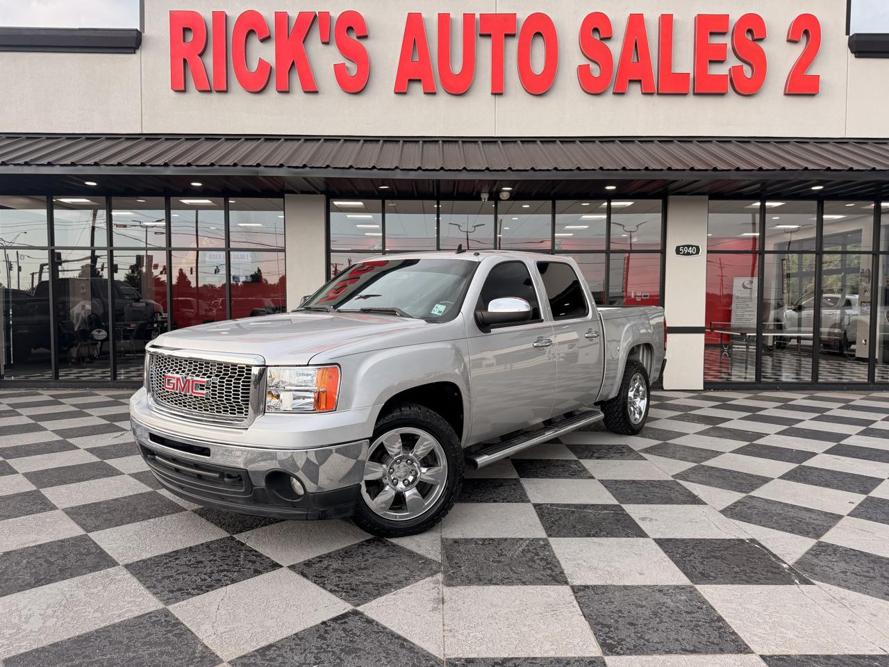 GMC Sierra 1500 SLE Crew Cab  Short Box 2WD 2011
