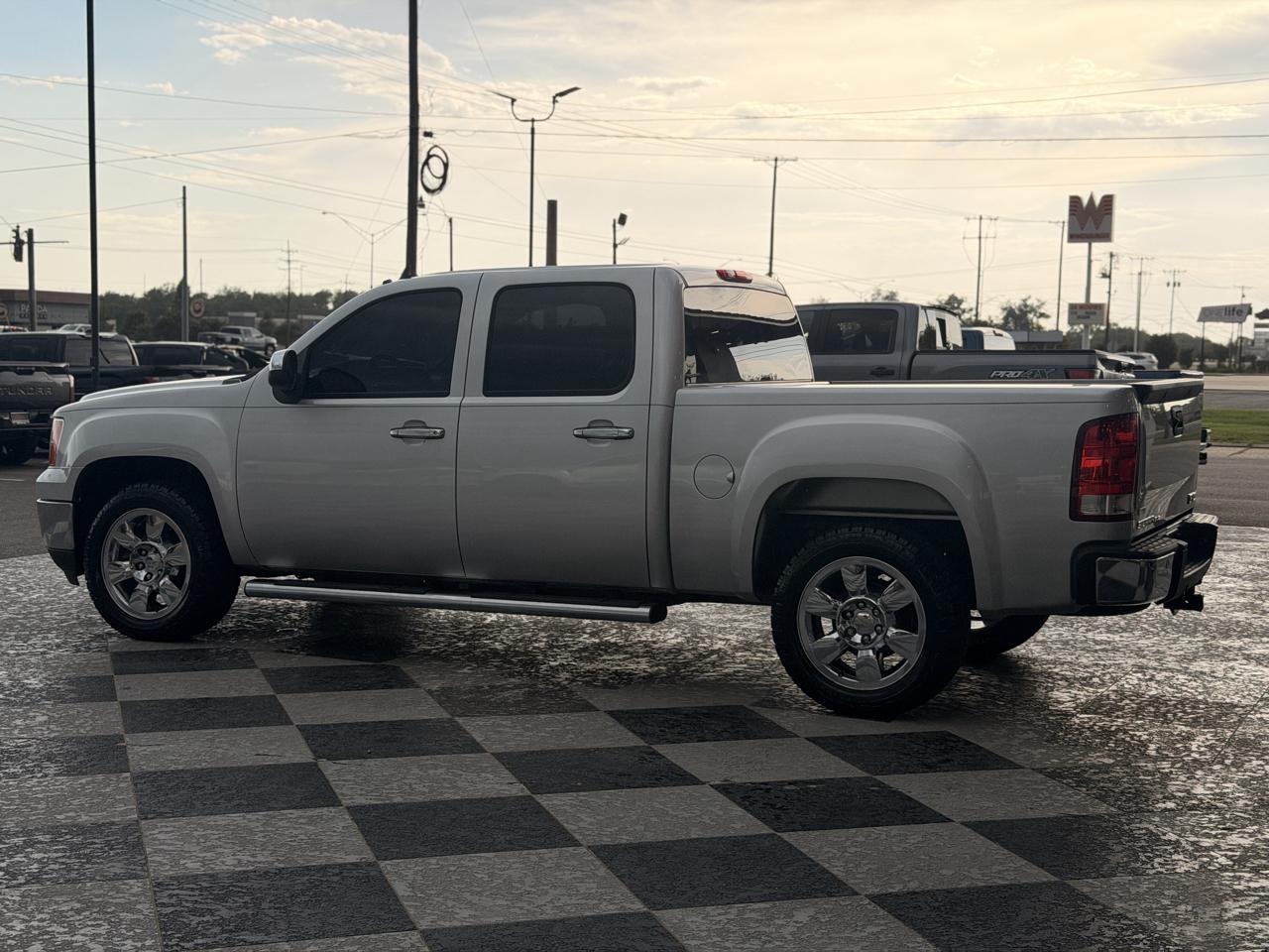 GMC Sierra 1500 SLE Crew Cab  Short Box 2WD 2011