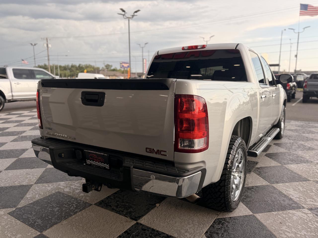 GMC Sierra 1500 SLE Crew Cab  Short Box 2WD 2011