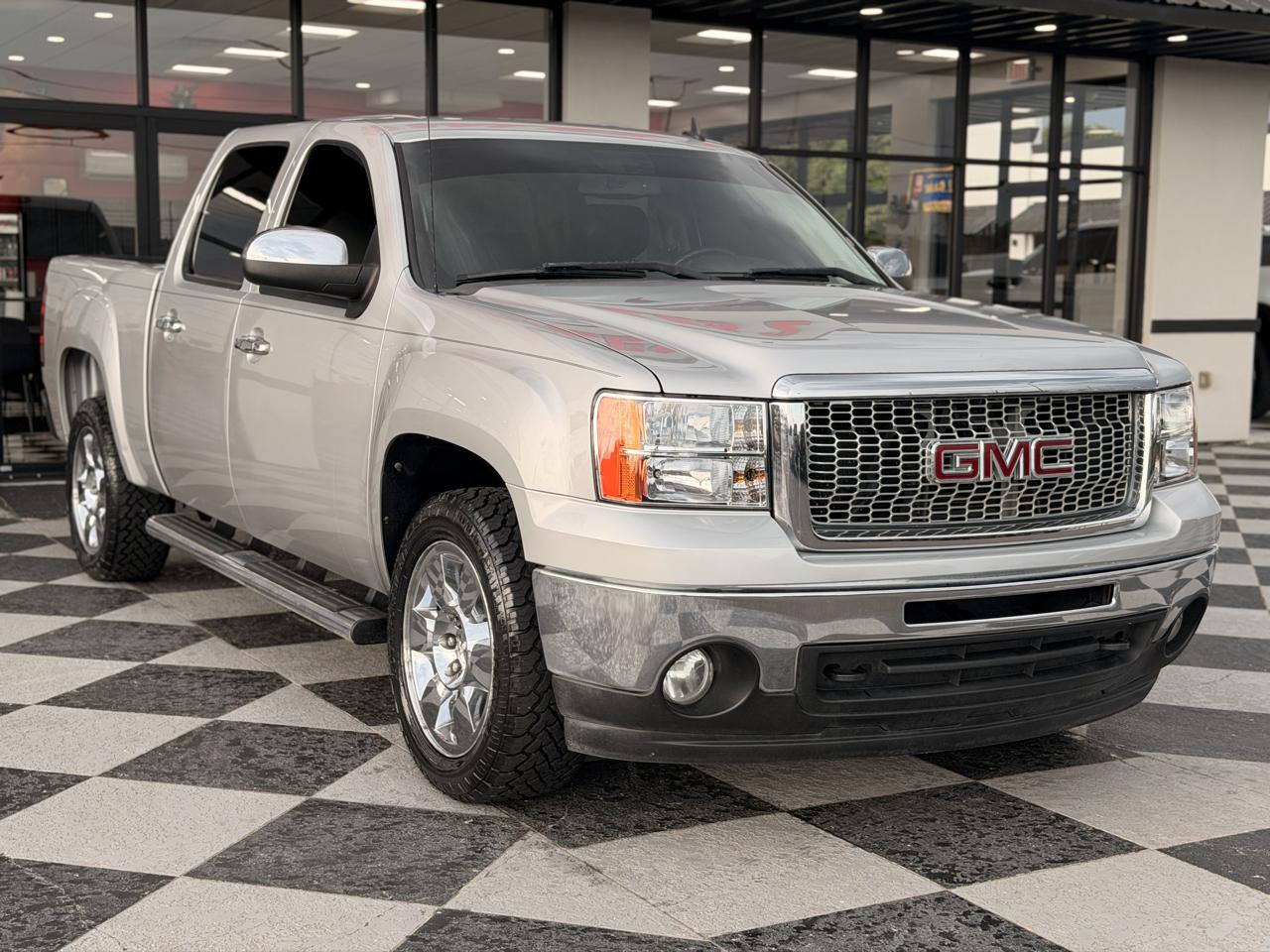 GMC Sierra 1500 SLE Crew Cab  Short Box 2WD 2011