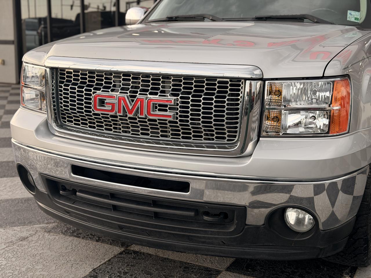 GMC Sierra 1500 SLE Crew Cab  Short Box 2WD 2011