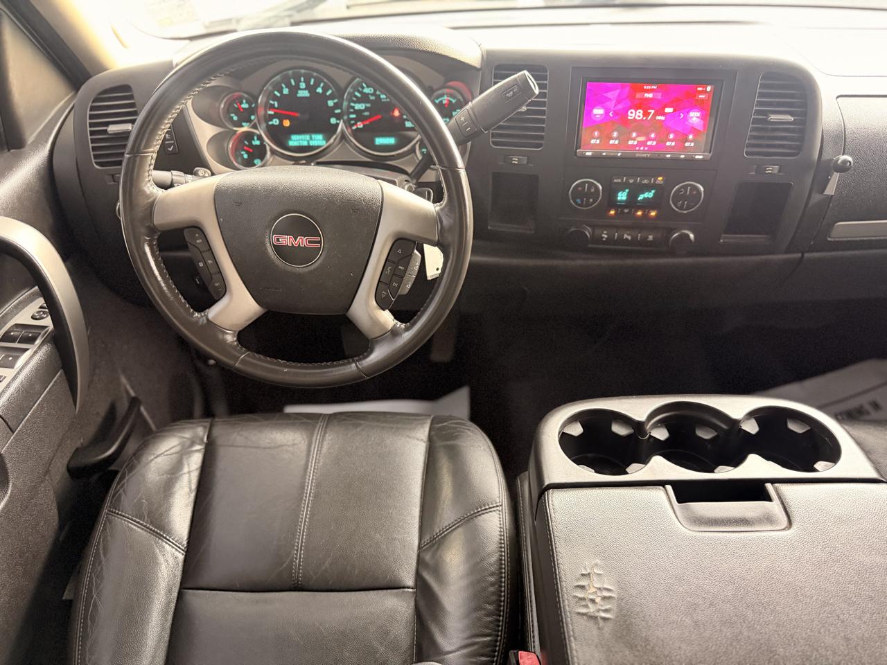 GMC Sierra 1500 SLE Crew Cab  Short Box 2WD 2011
