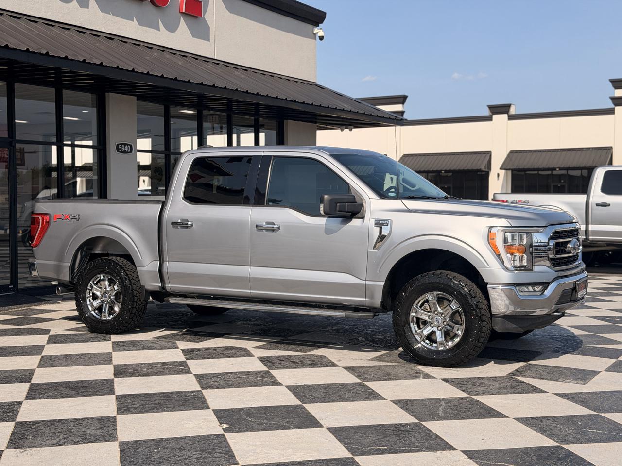 Ford F-150 XLT 4WD SuperCrew 5.5' Box 2021