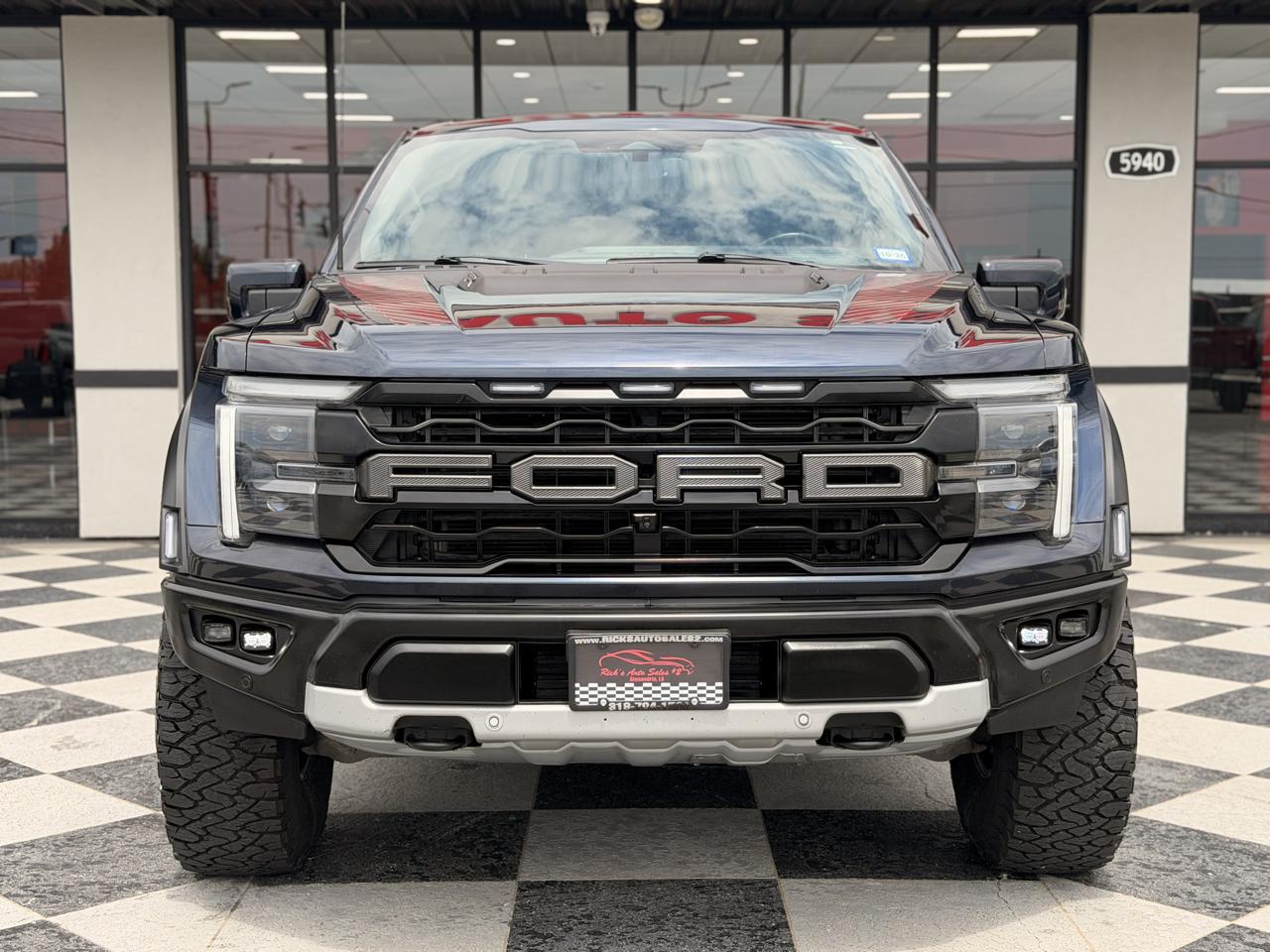 Ford F-150 Raptor SuperCrew 4WD 2024