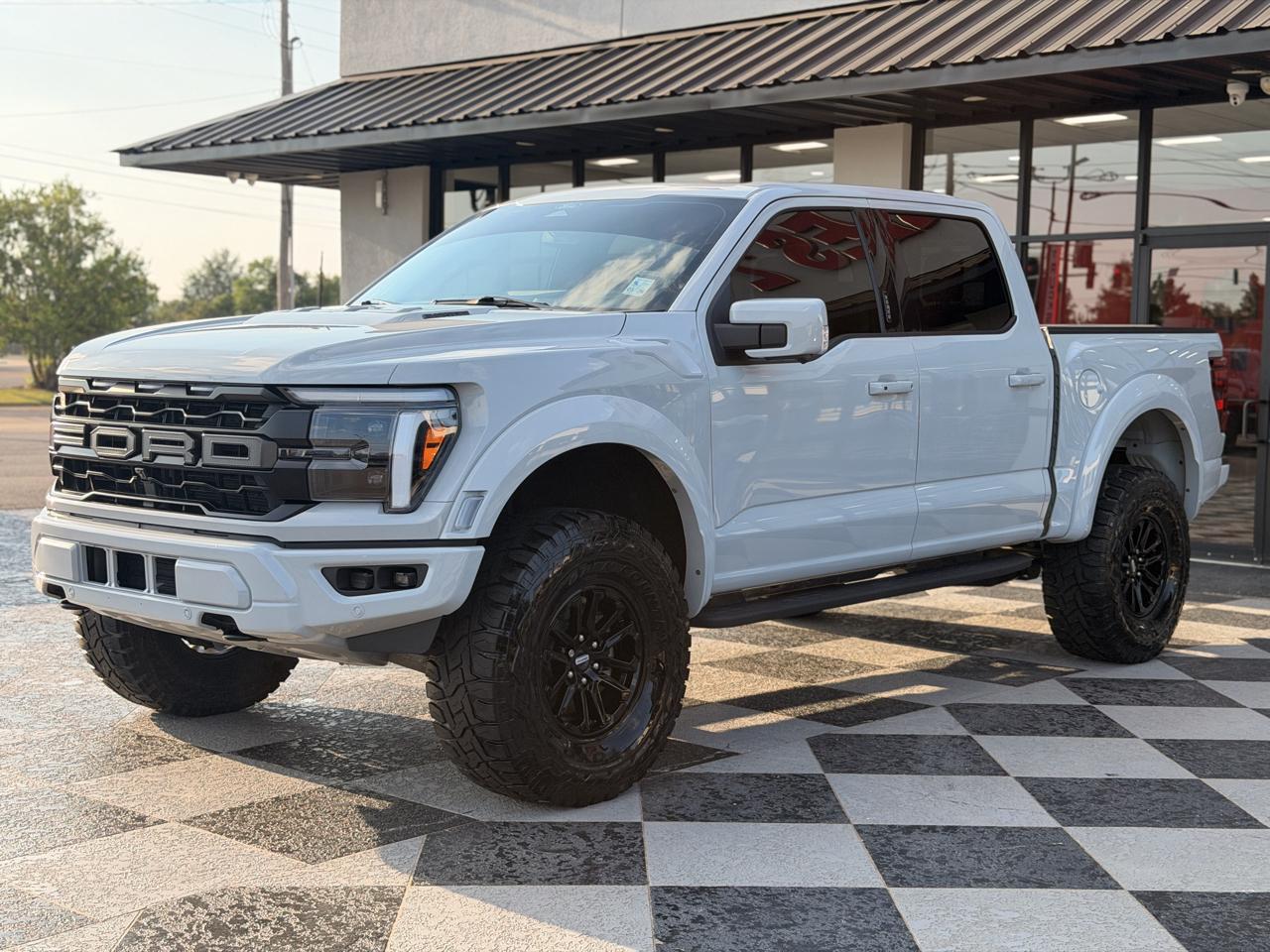 Ford F-150 Raptor SuperCrew 4WD 2024