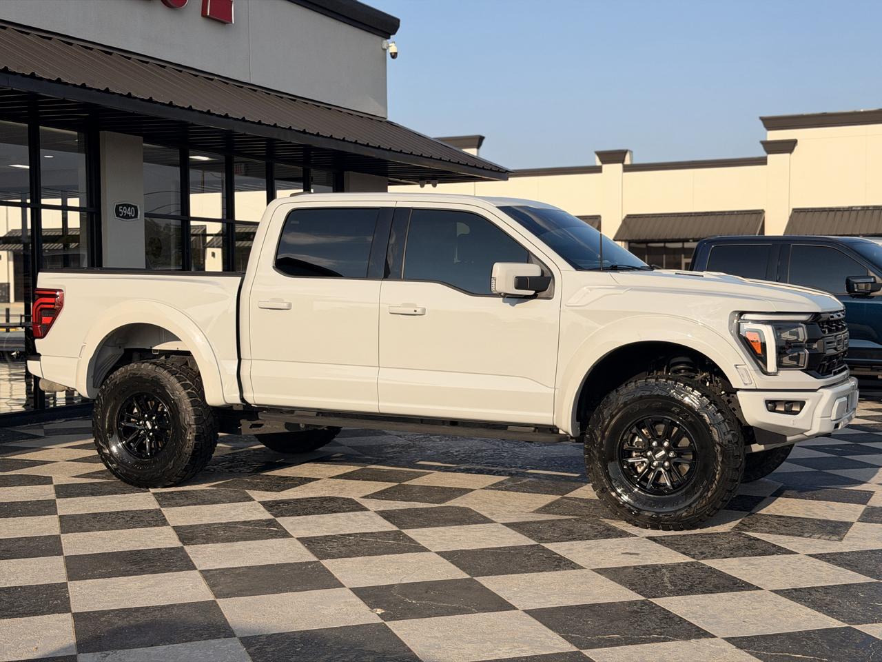 Ford F-150 Raptor SuperCrew 4WD 2024