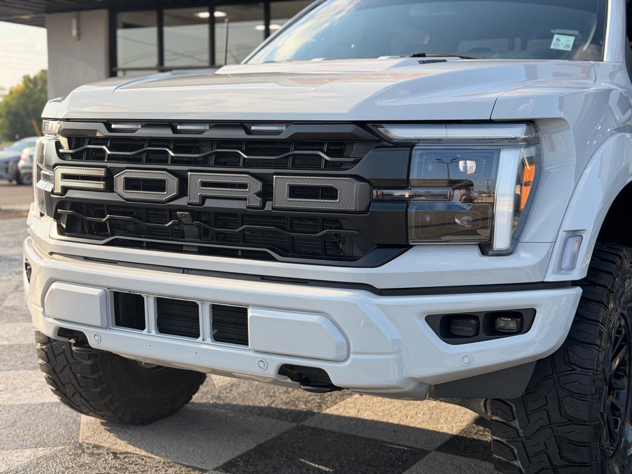 Ford F-150 Raptor SuperCrew 4WD 2024