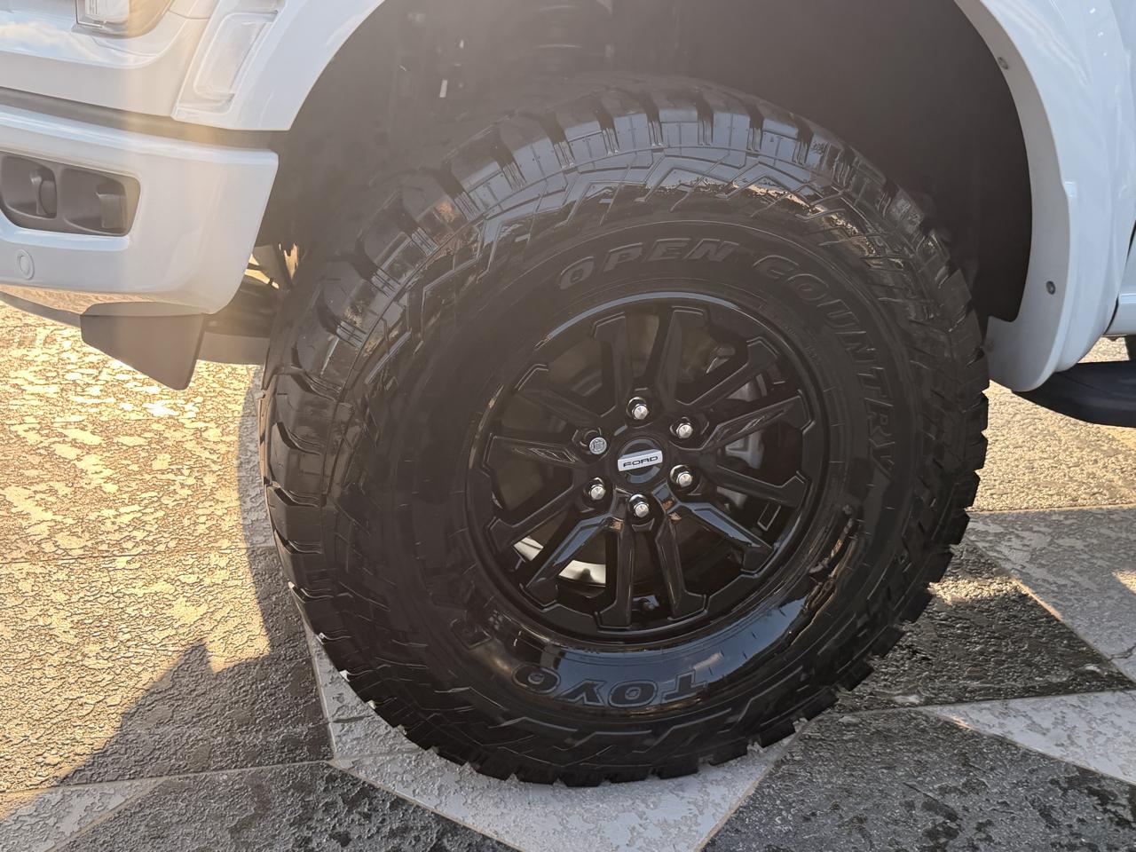 Ford F-150 Raptor SuperCrew 4WD 2024