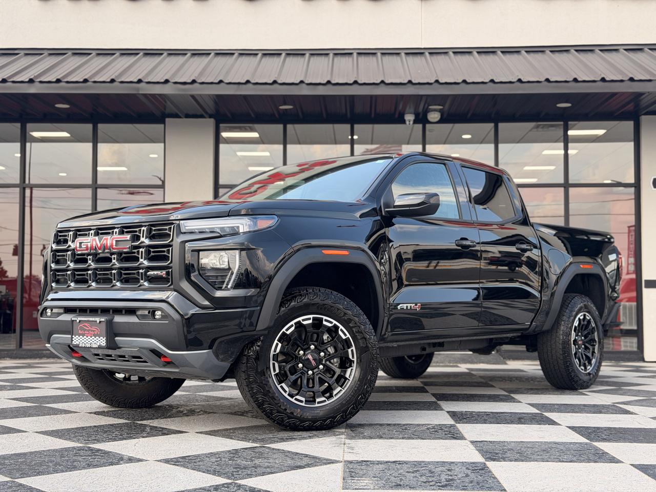 GMC Canyon AT4 Crew Cab 4WD 2026