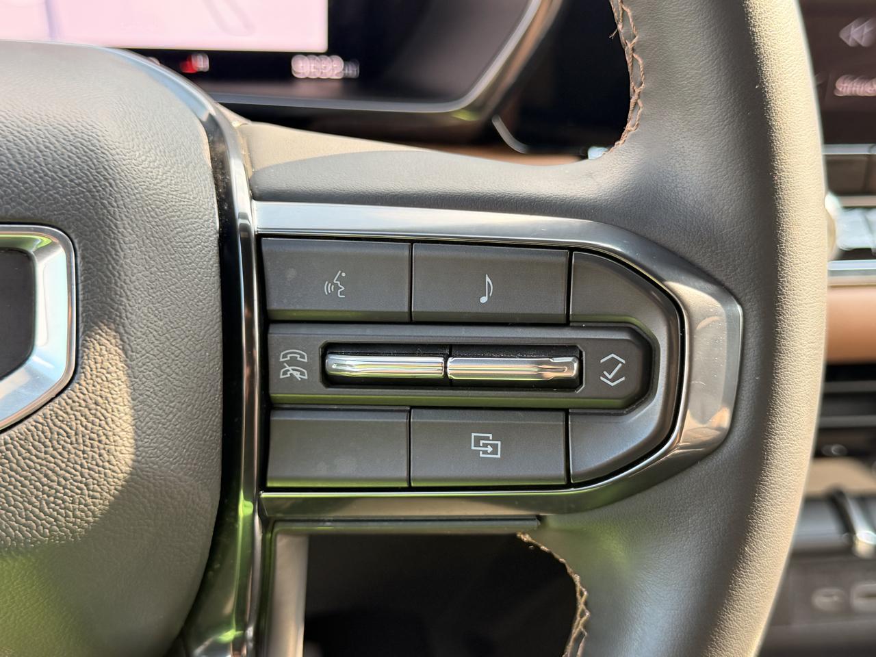 GMC Canyon AT4 Crew Cab 4WD 2026
