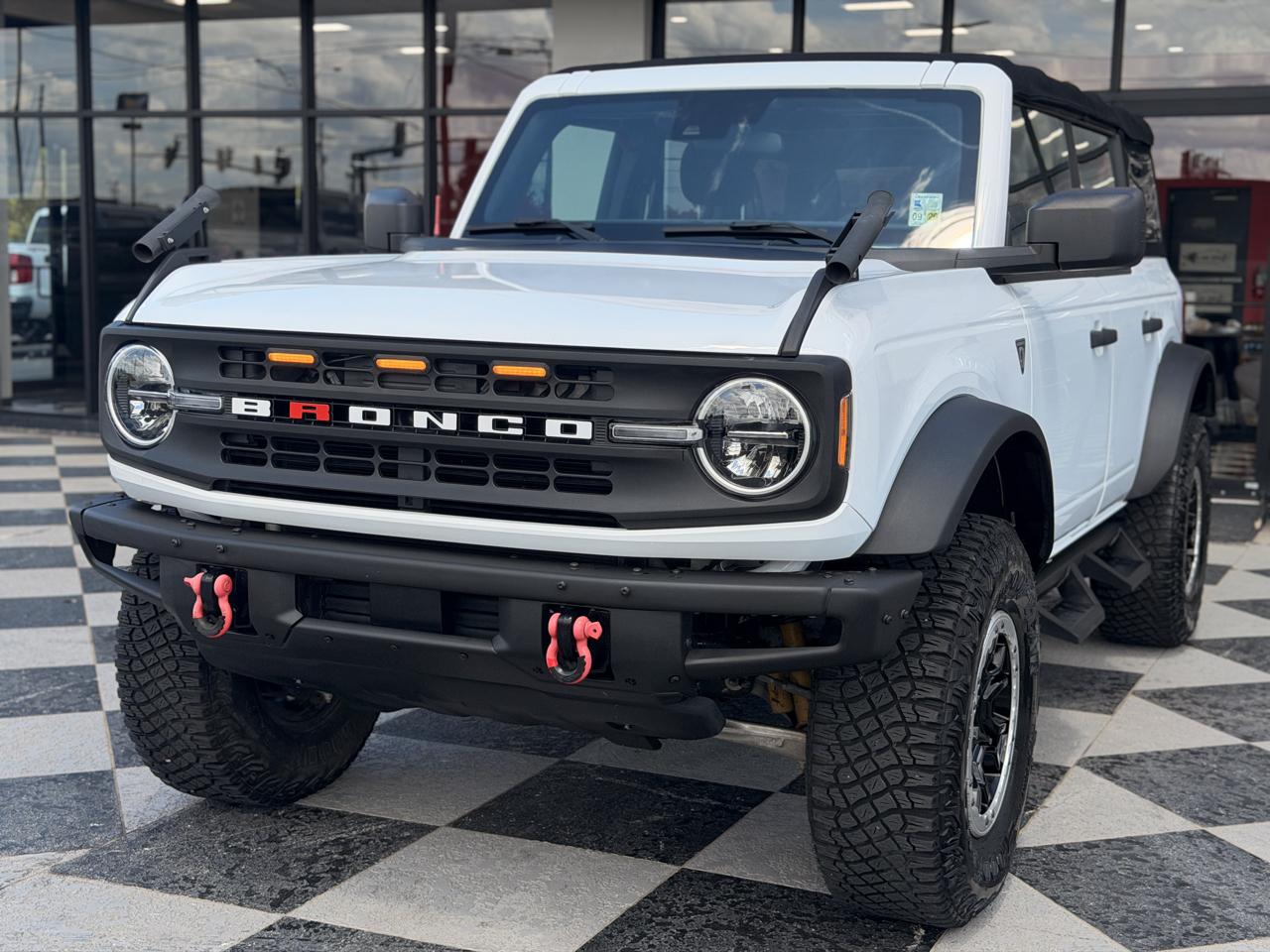 Ford Bronco Base 4-Door w/Advanced 2022