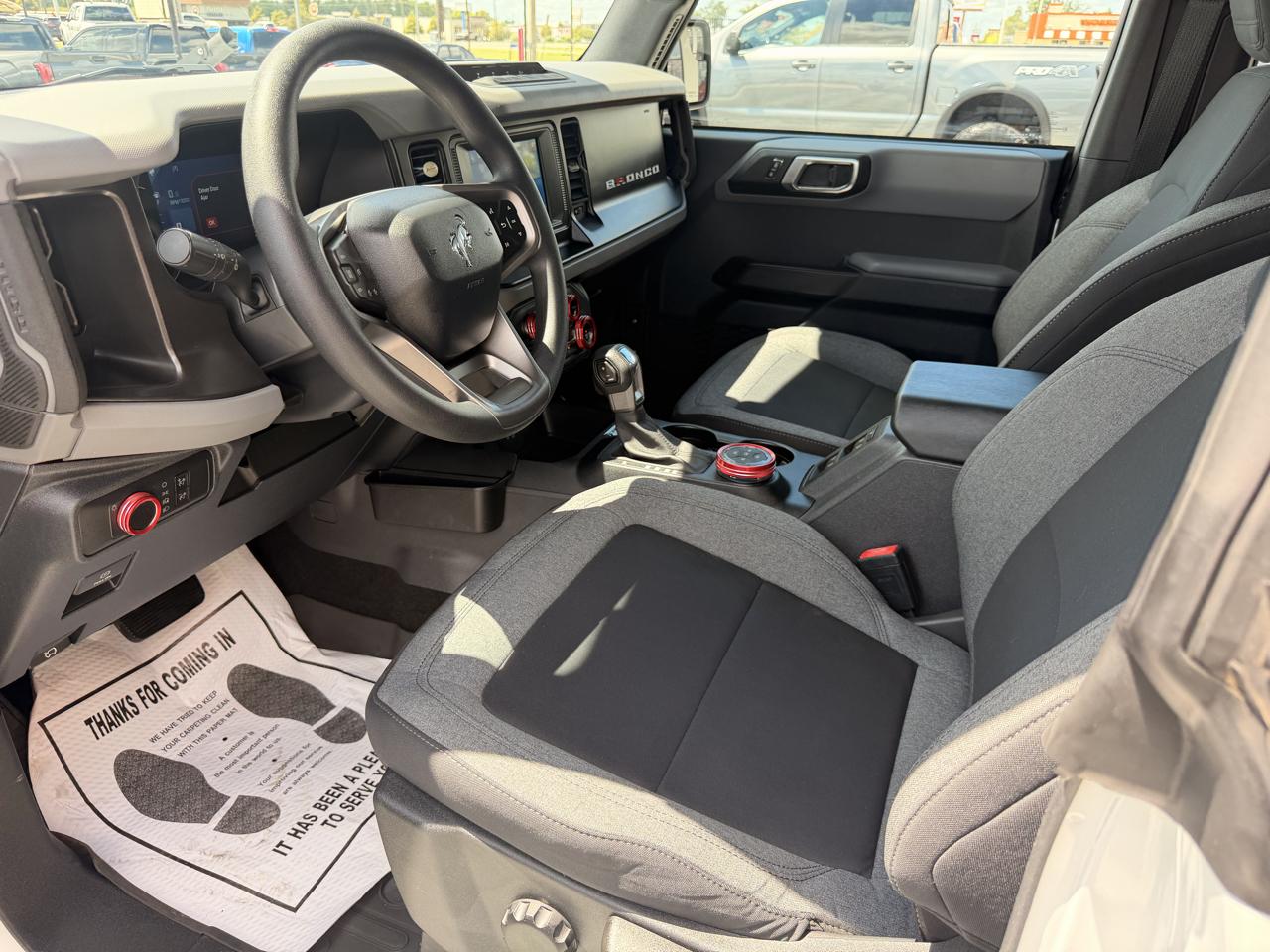 Ford Bronco Base 4-Door w/Advanced 2022
