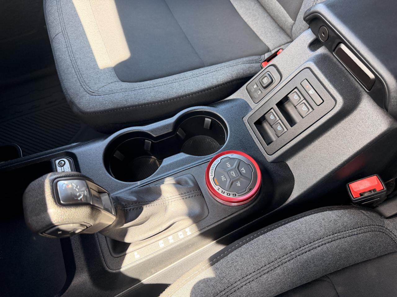 Ford Bronco Base 4-Door w/Advanced 2022
