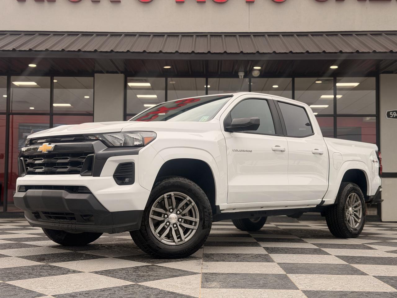 Chevrolet Colorado LT Crew Cab 4WD 2023