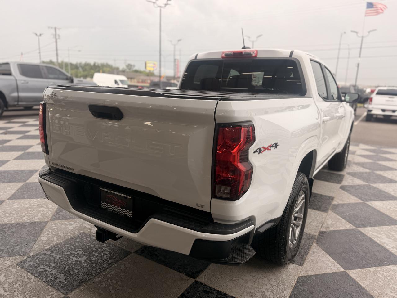 Chevrolet Colorado LT Crew Cab 4WD 2023