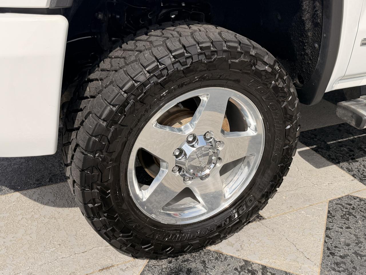 GMC Sierra 3500HD Denali Crew Cab 4WD 2016
