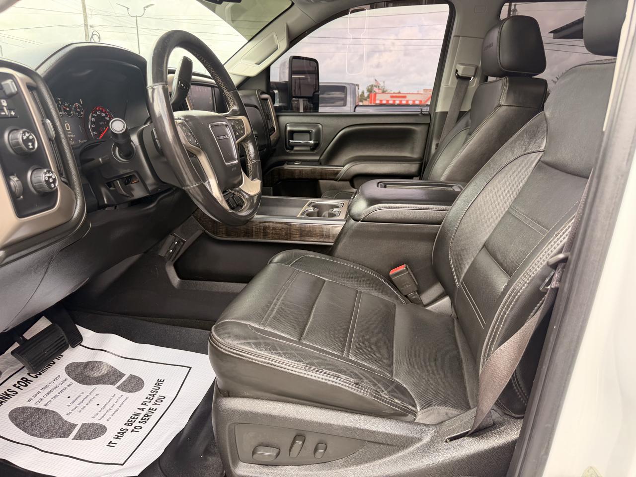 GMC Sierra 3500HD Denali Crew Cab 4WD 2016